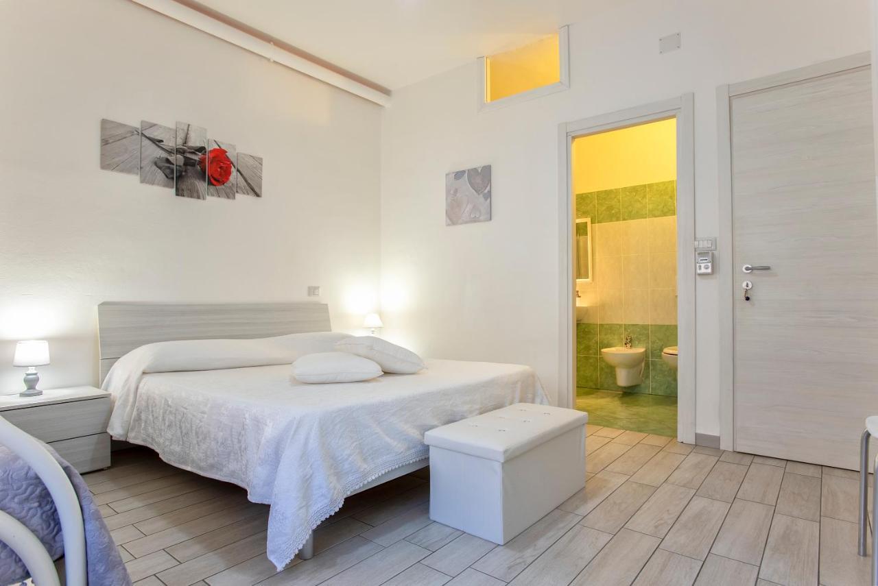 Jadianas Guest House Alguer Exterior foto