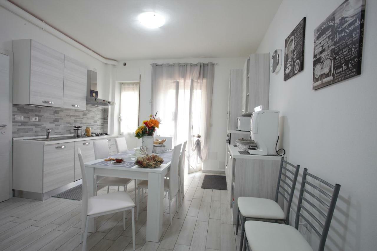 Jadianas Guest House Alguer Exterior foto